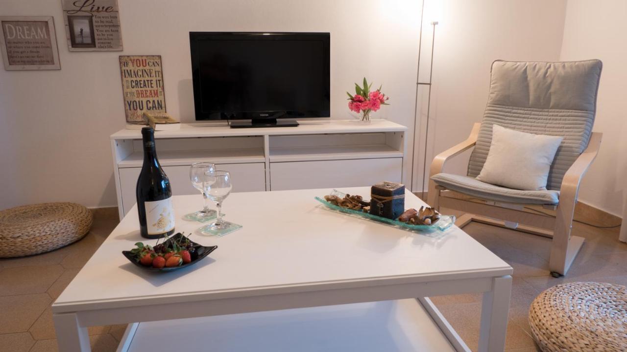 Cozy Family Friendly Apartment With Large Garden Close To Beaches - Dirella Kynopiástai Esterno foto