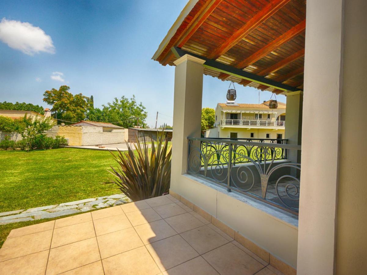 Cozy Family Friendly Apartment With Large Garden Close To Beaches - Dirella Kynopiástai Esterno foto