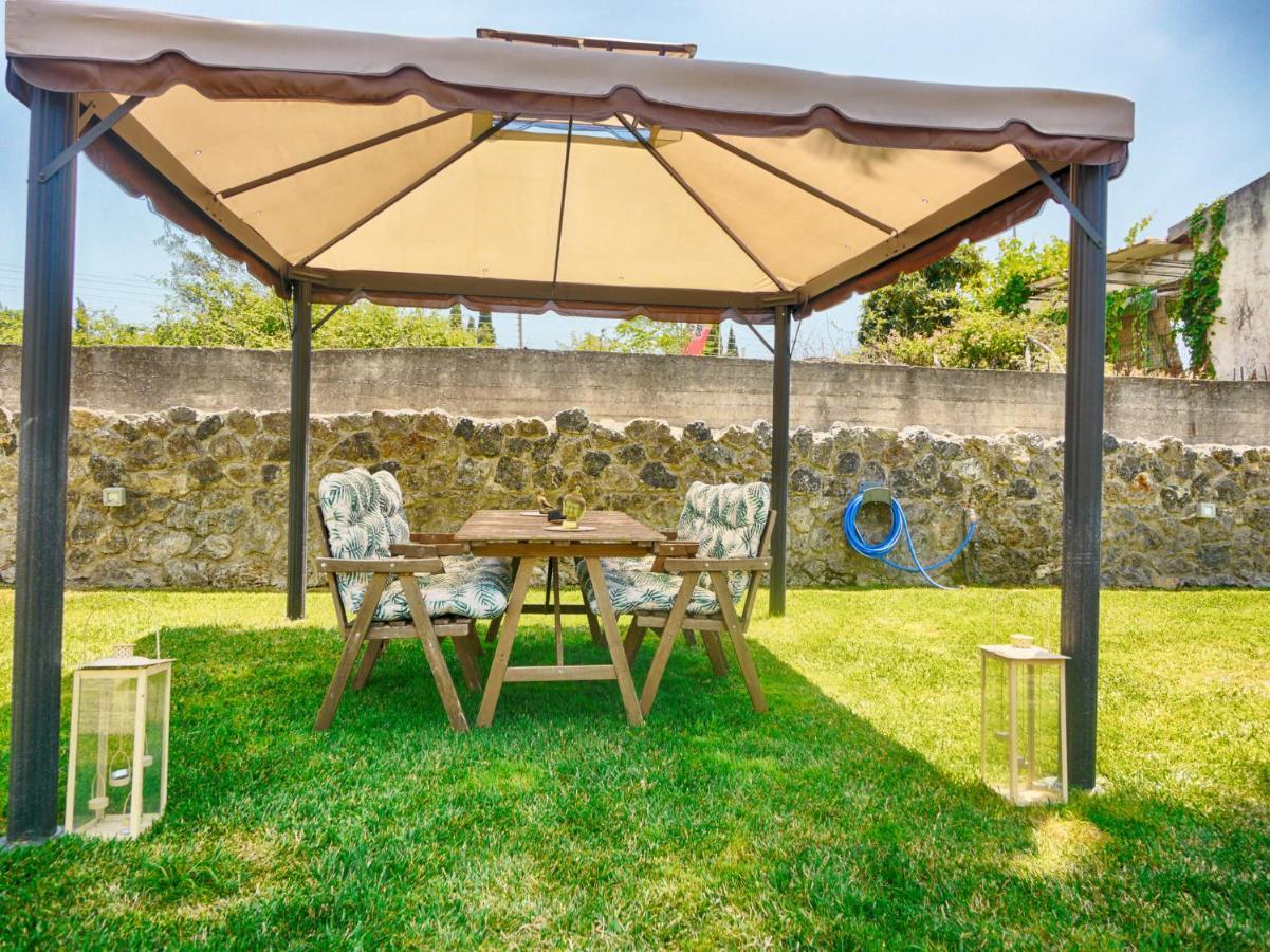 Cozy Family Friendly Apartment With Large Garden Close To Beaches - Dirella Kynopiástai Esterno foto