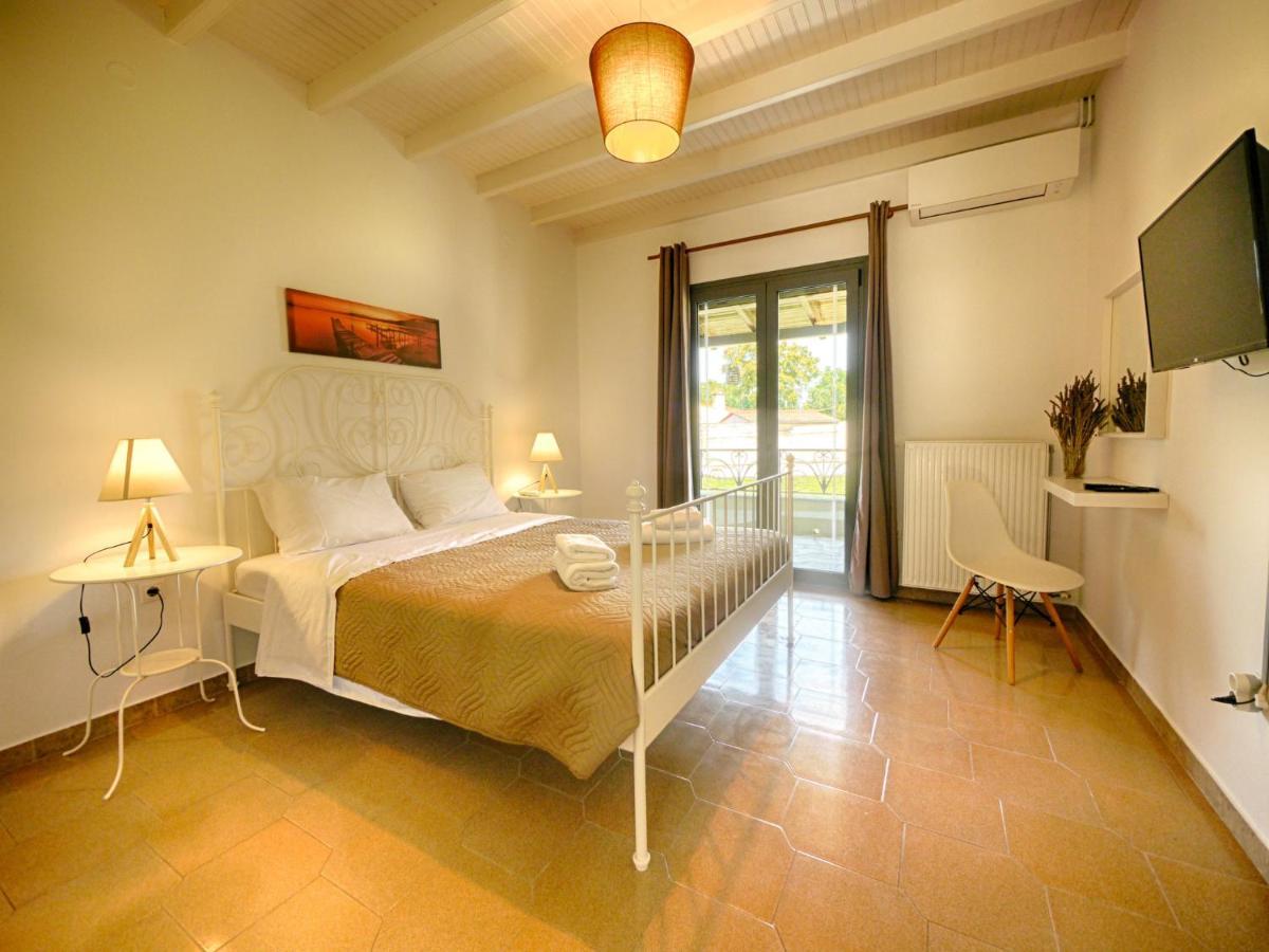Cozy Family Friendly Apartment With Large Garden Close To Beaches - Dirella Kynopiástai Esterno foto