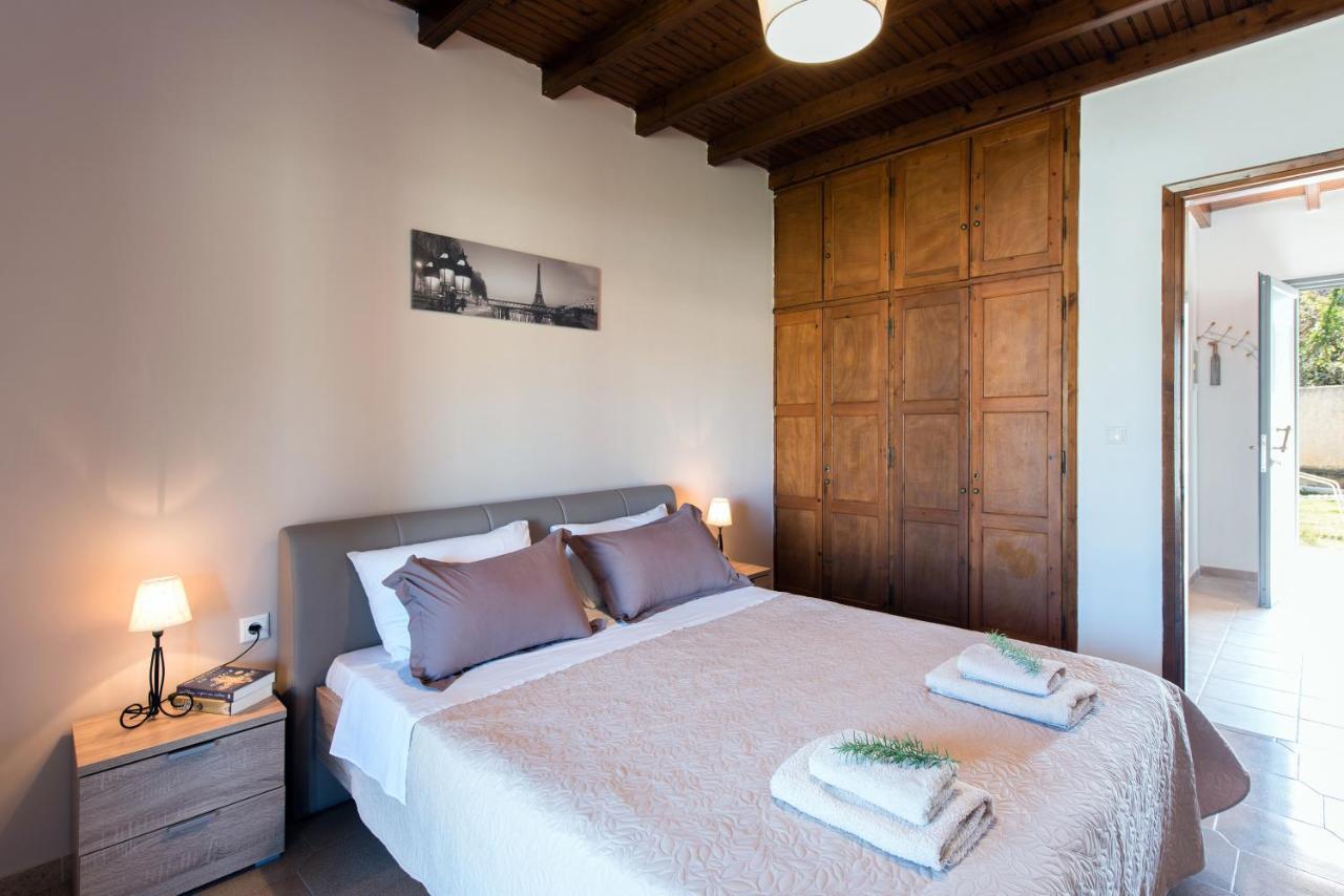 Cozy Family Friendly Apartment With Large Garden Close To Beaches - Dirella Kynopiástai Esterno foto