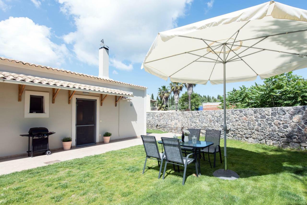 Cozy Family Friendly Apartment With Large Garden Close To Beaches - Dirella Kynopiástai Esterno foto